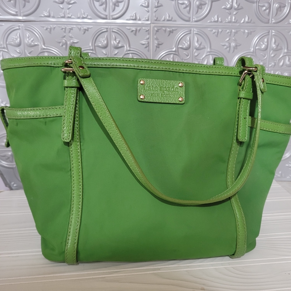 Kate Spade Green Shoulder Bag